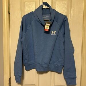 NWT, Under Armour ladies sweatshirt, size medium
